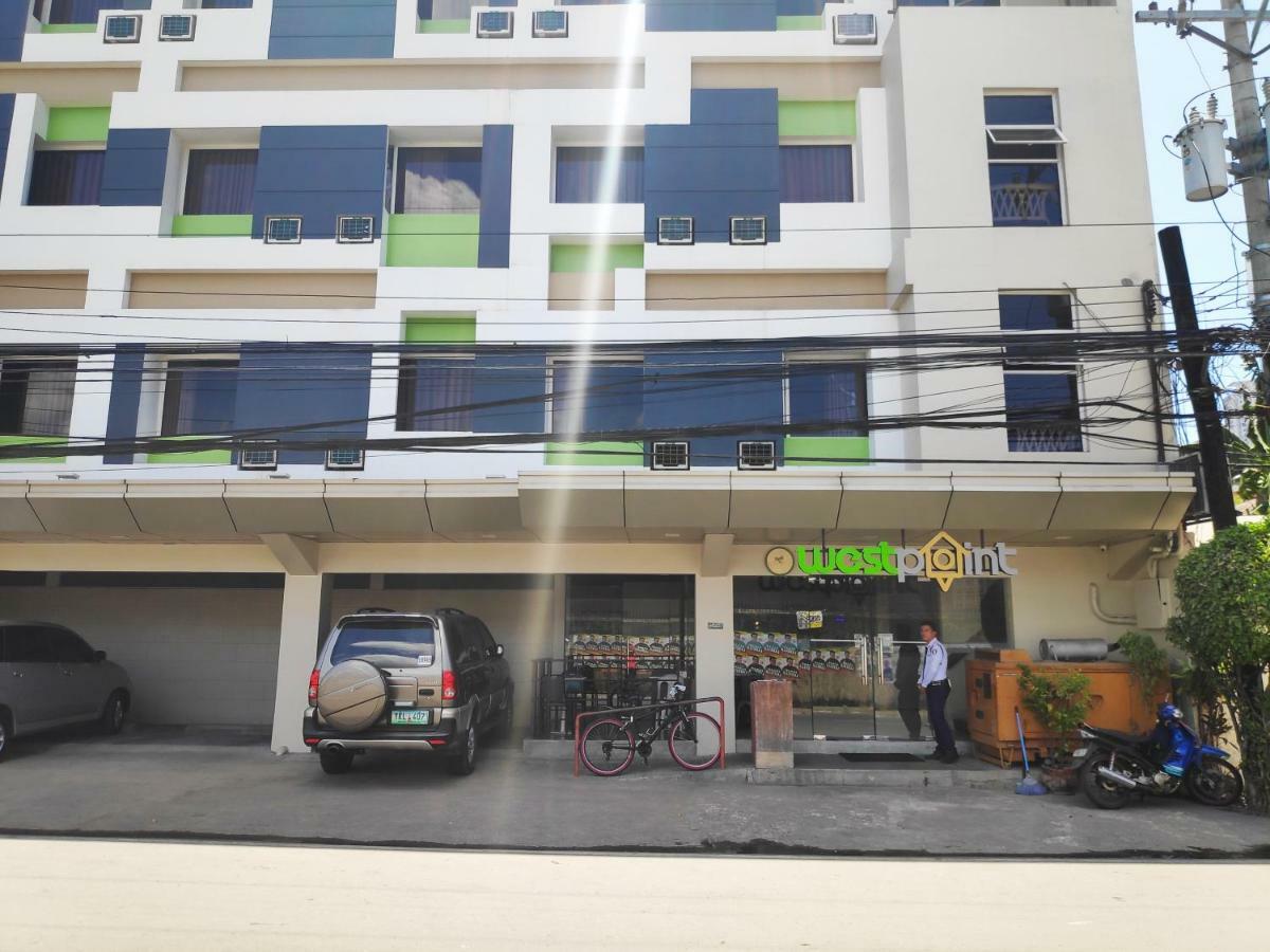 Westpoint Hotel Cebu Екстер'єр фото